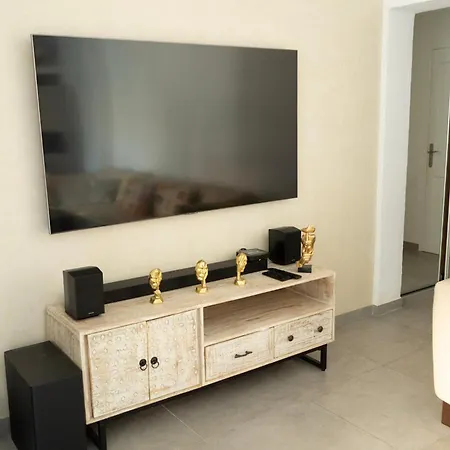 Maison Harmonie Et Jacuzzi * Cagnes-sur-Mer